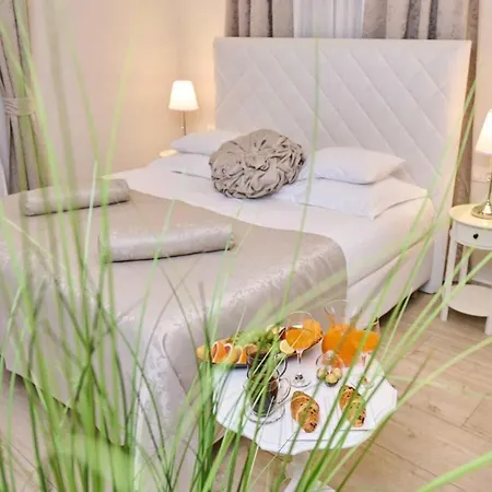 Location 3 سبليت